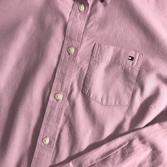 Tommy Hilfiger Tops - 3/$20 :: Tommy Hilfiger Women's Oxford Shirt